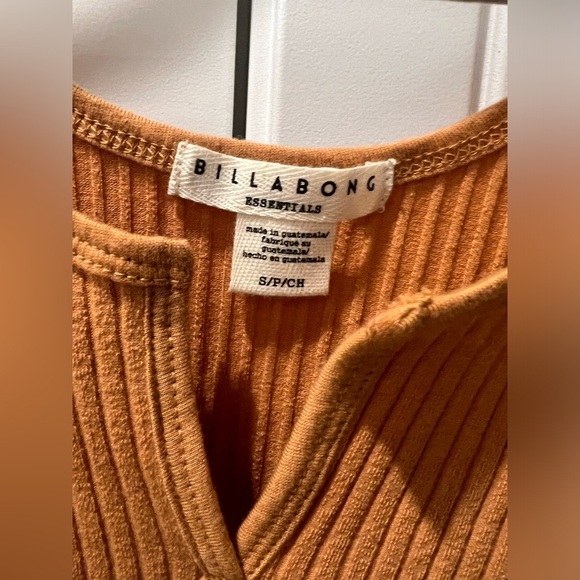 Billabong Cropped Ribbed Tank - Picture 6 of 6